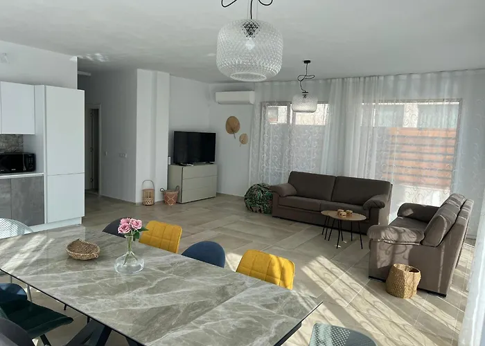 别墅 Dimargo 洛泽内茨